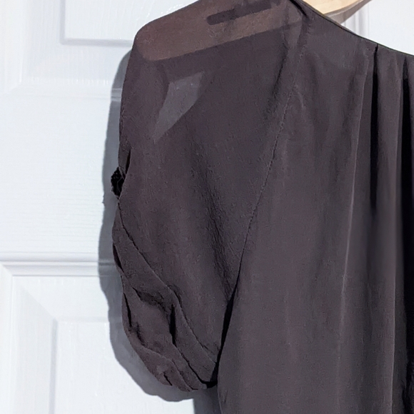 ARITZIA Wilfred Grey Silk Blouse, Loose fit, XS. - Picture 8 of 11